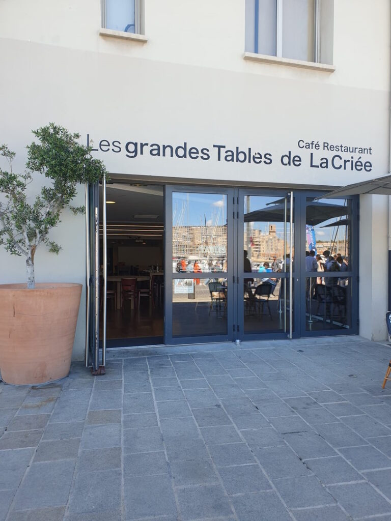 Les grandes Tables de la Criée