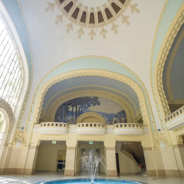 Grand etablissement thermal Vichy