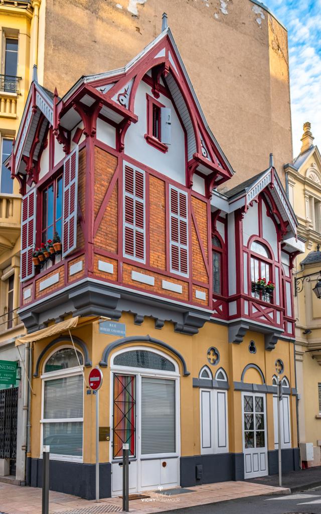 Vichy_rue_Hubert-Colombier