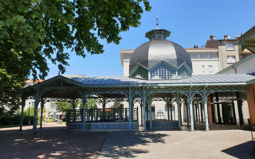 Pavillon de la source Lardy