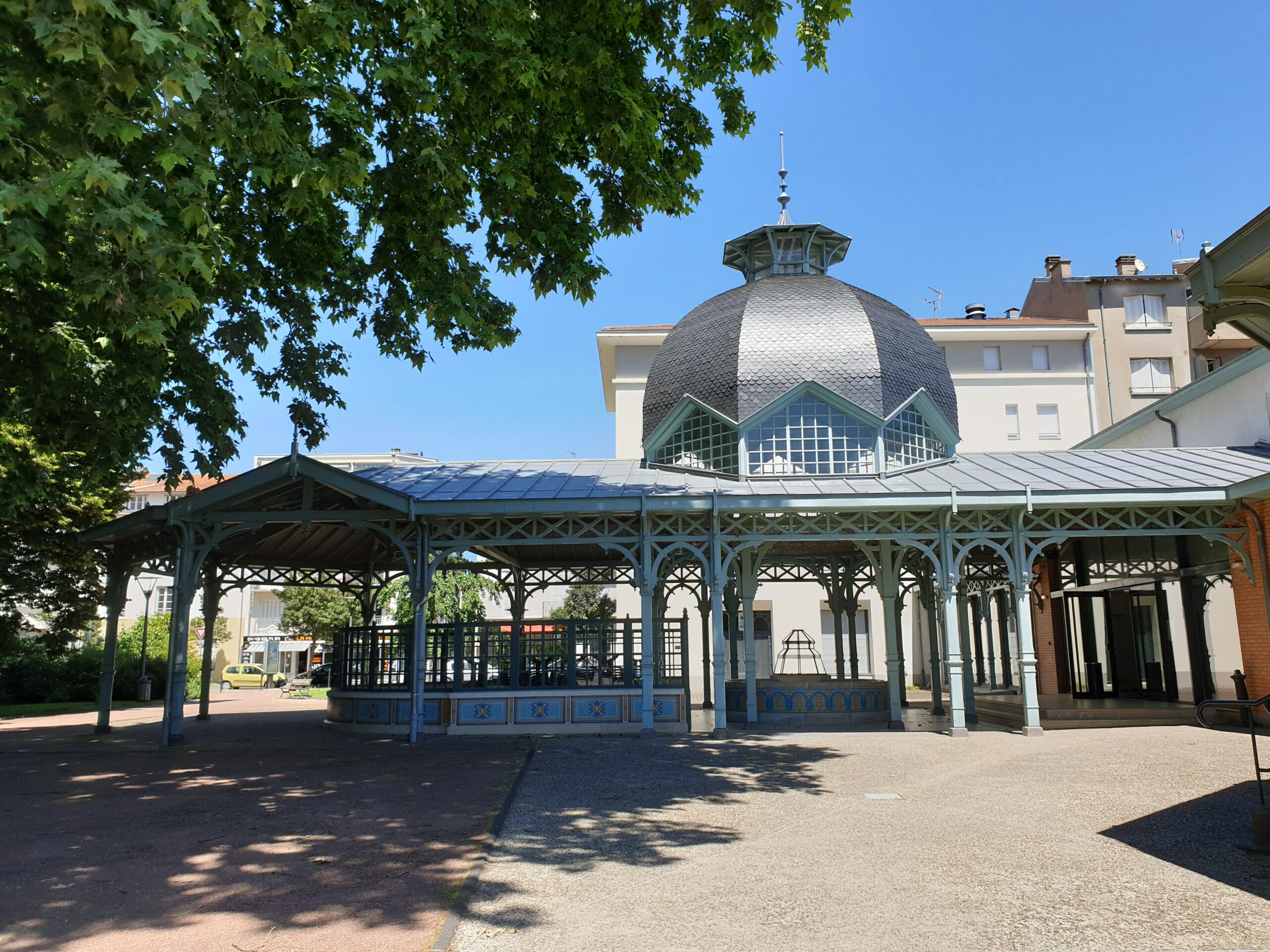 Pavillon de la source Lardy Vichy