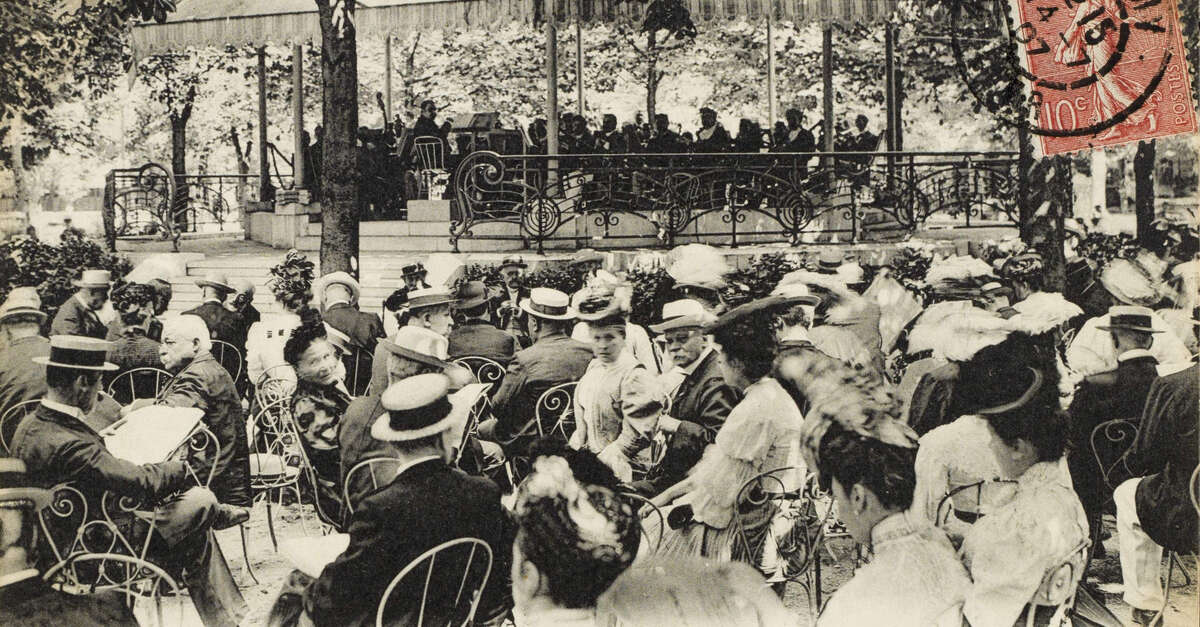 Le kiosque à musique de la source de l'Hôpital
