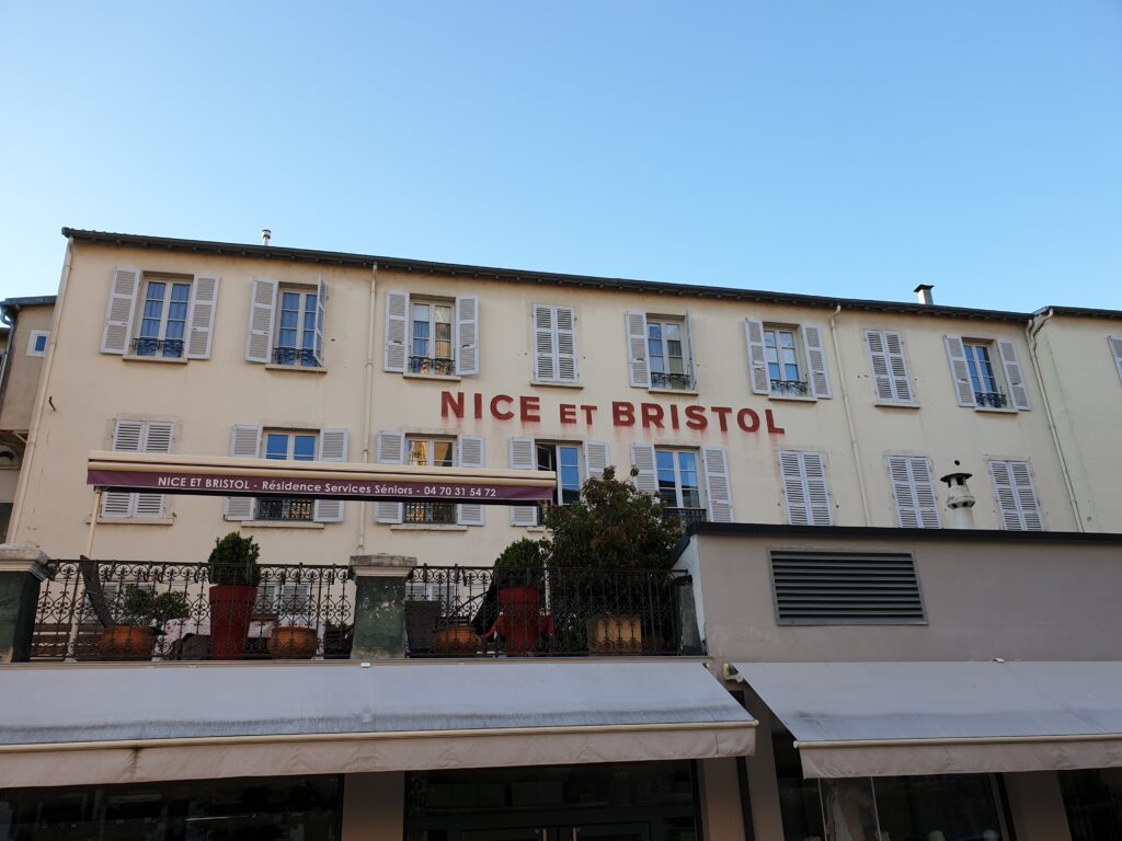 Résidence Nice & Bristol