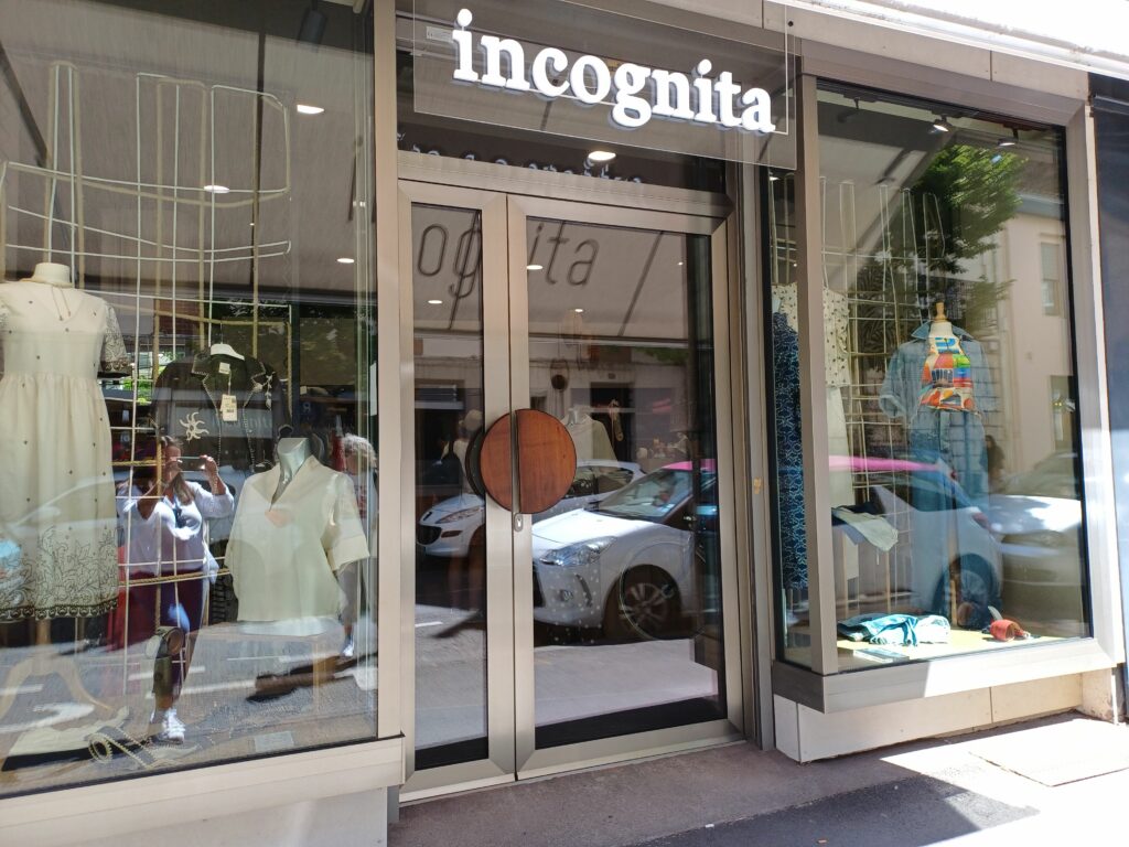 Incognita