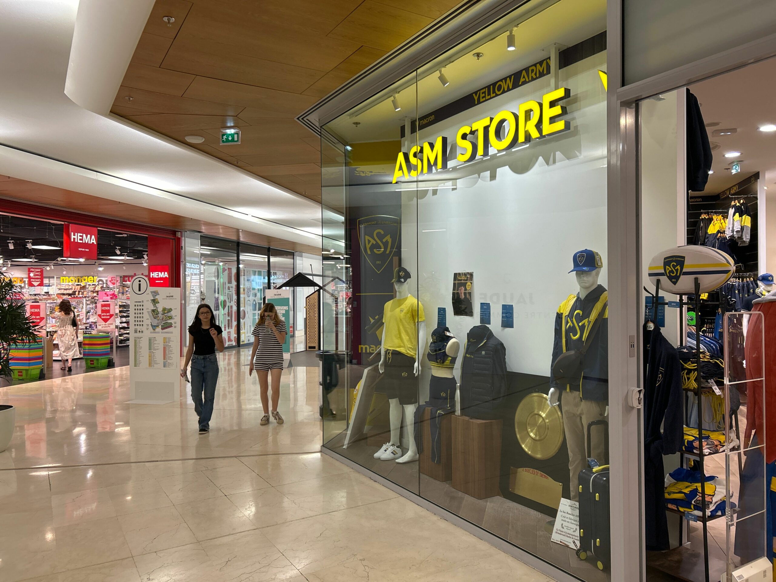 ASM Store — Boutique Jaude Clermont-Ferrand