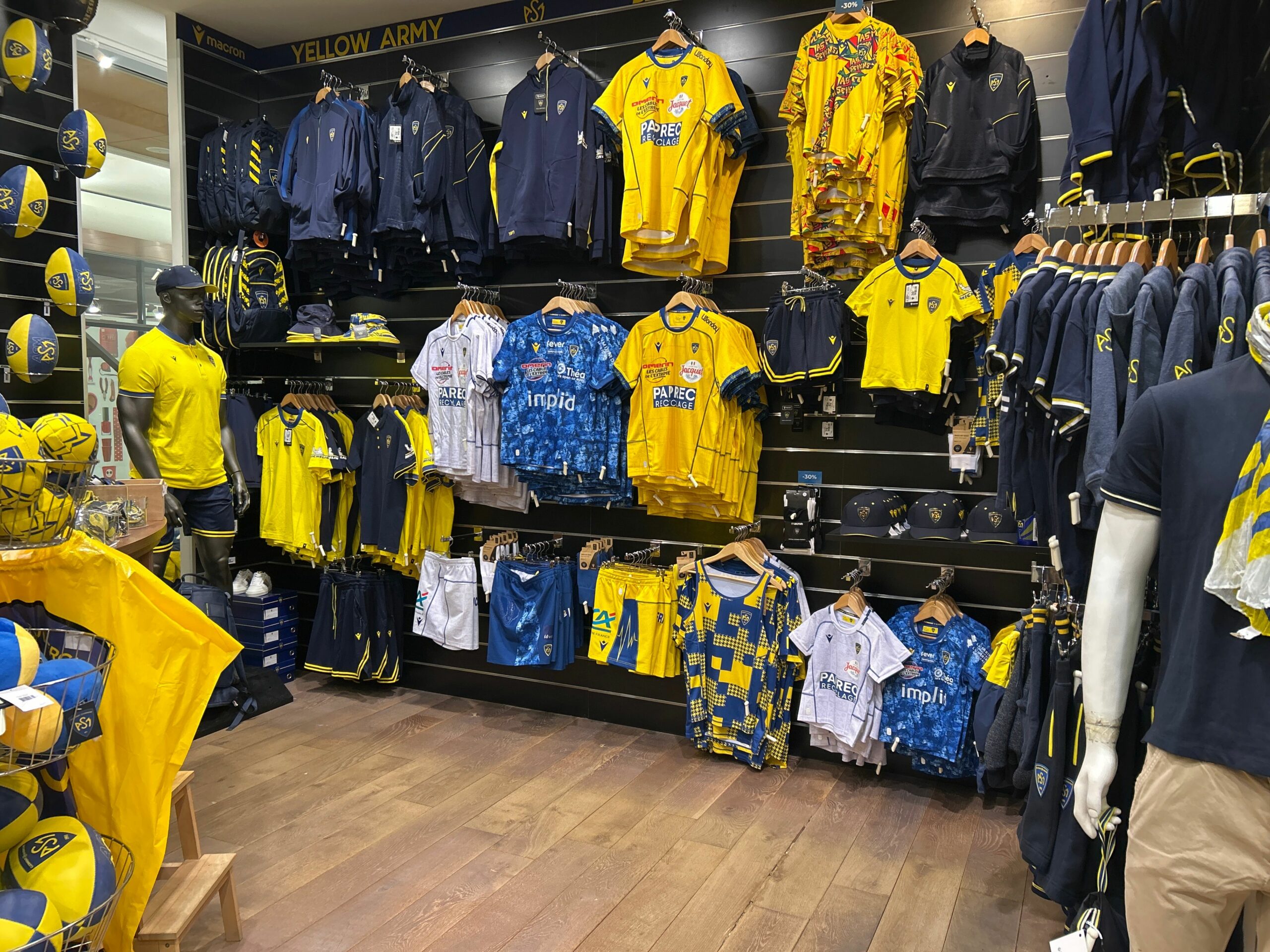 ASM Store — Boutique Jaude Clermont-Ferrand