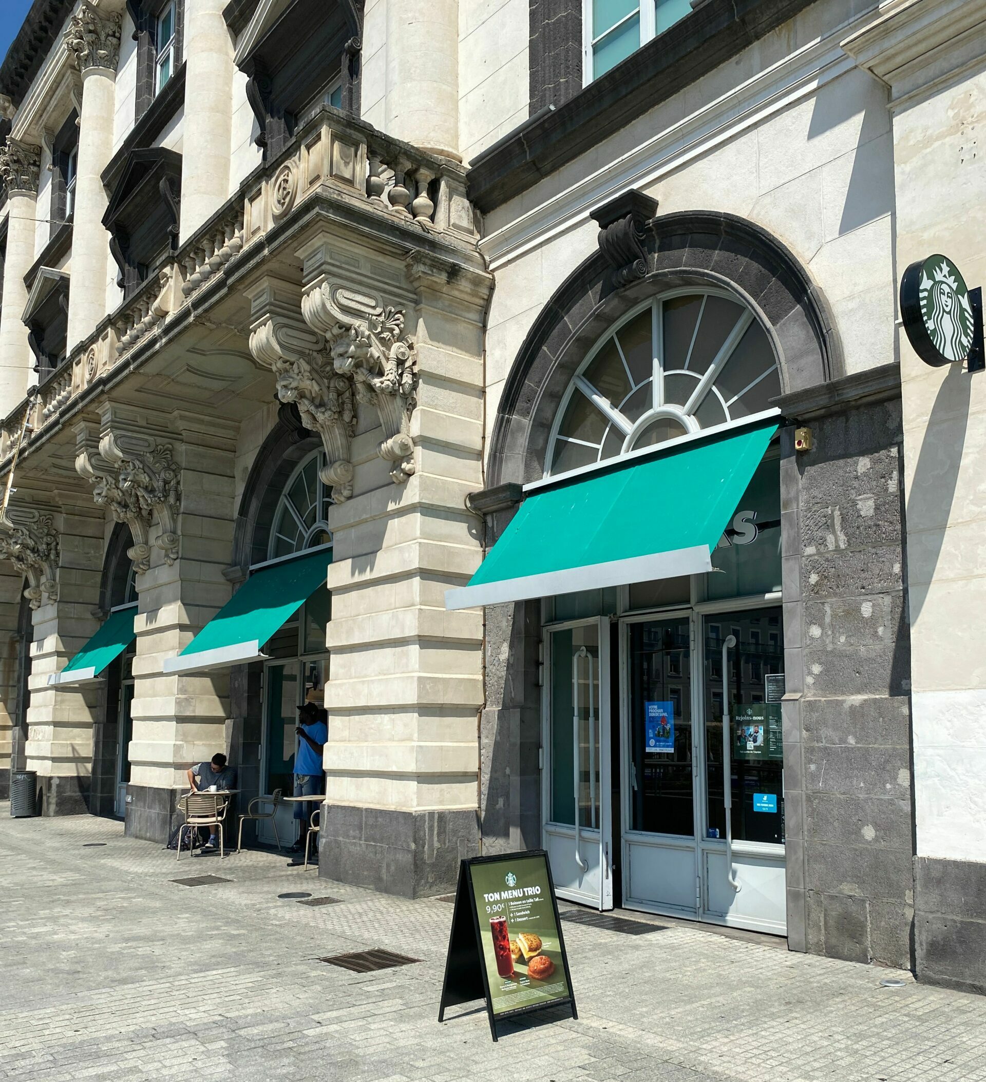 Starbucks CF