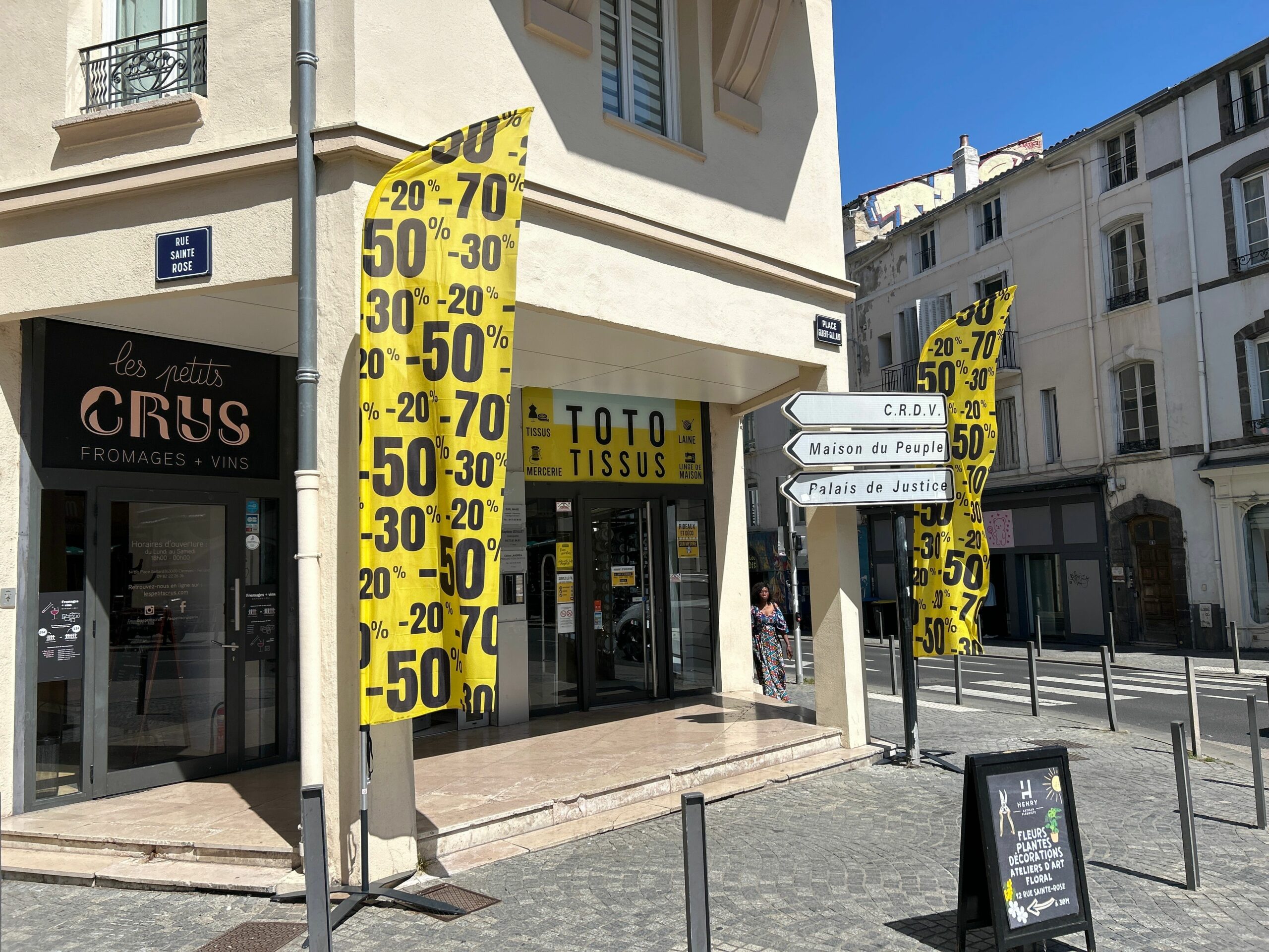 TOTO Tissus - Place Gaillard, Clermont-Ferrand